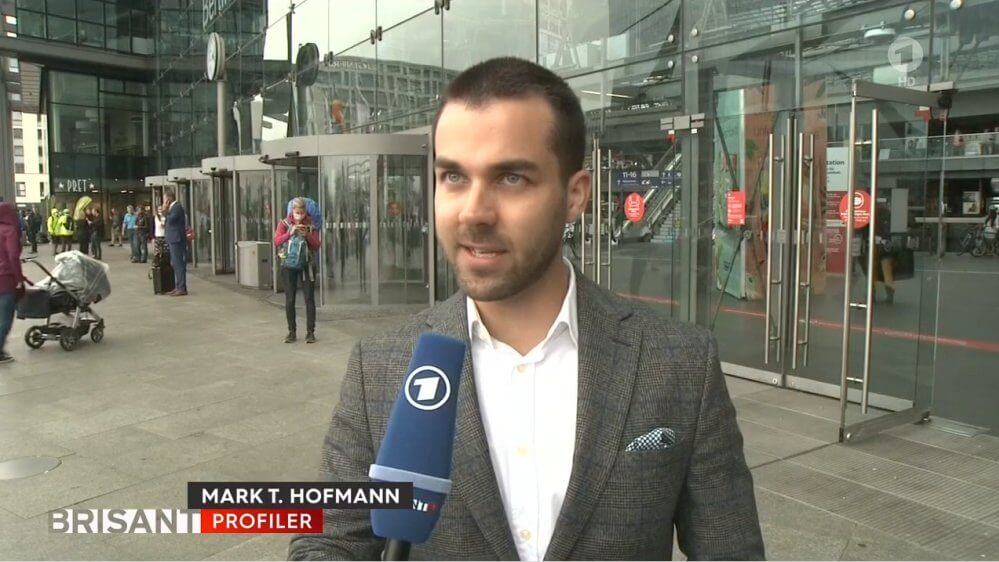 Mark T. Hofmann im Interview für Brisant in der ARD